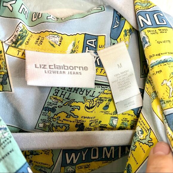 Vintage road trip states button down Liz Claiborne blue and yellow blouse size M - Picture 7 of 12